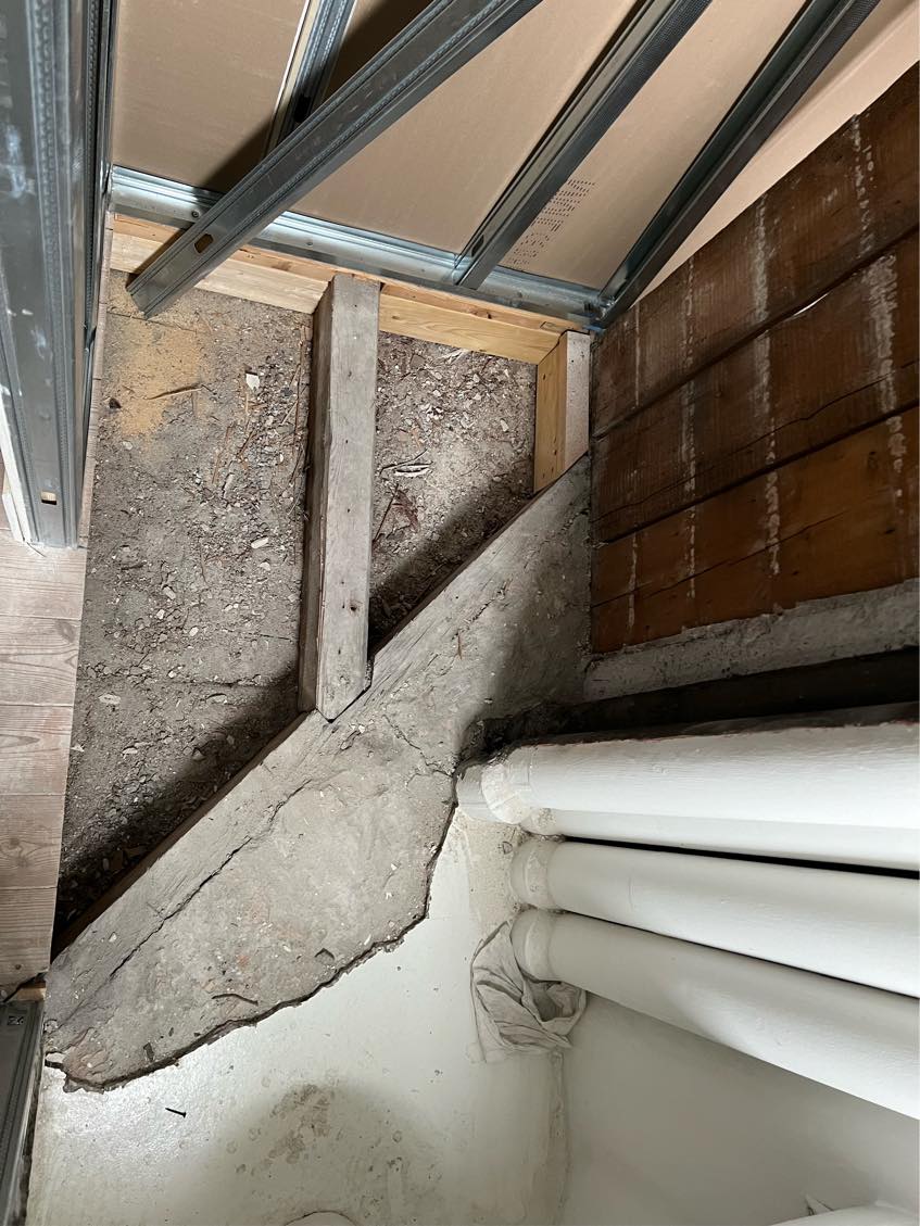 Støbning af gulv til badeværelse