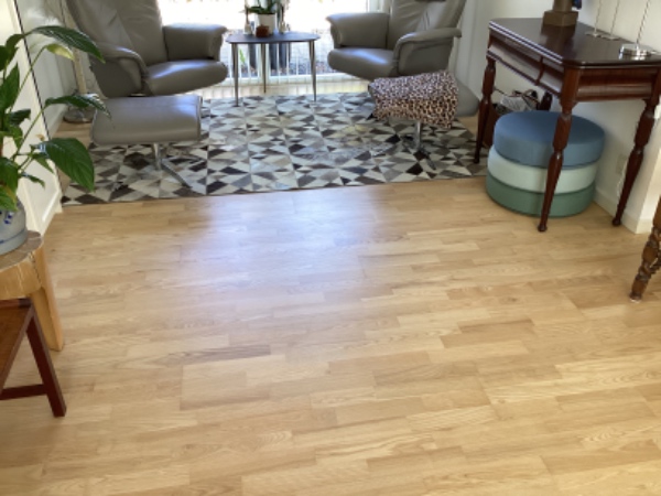 Jeg skal have udskiftet mit gulv i stuen og det erstattes med gulvfliser ca 53 m2