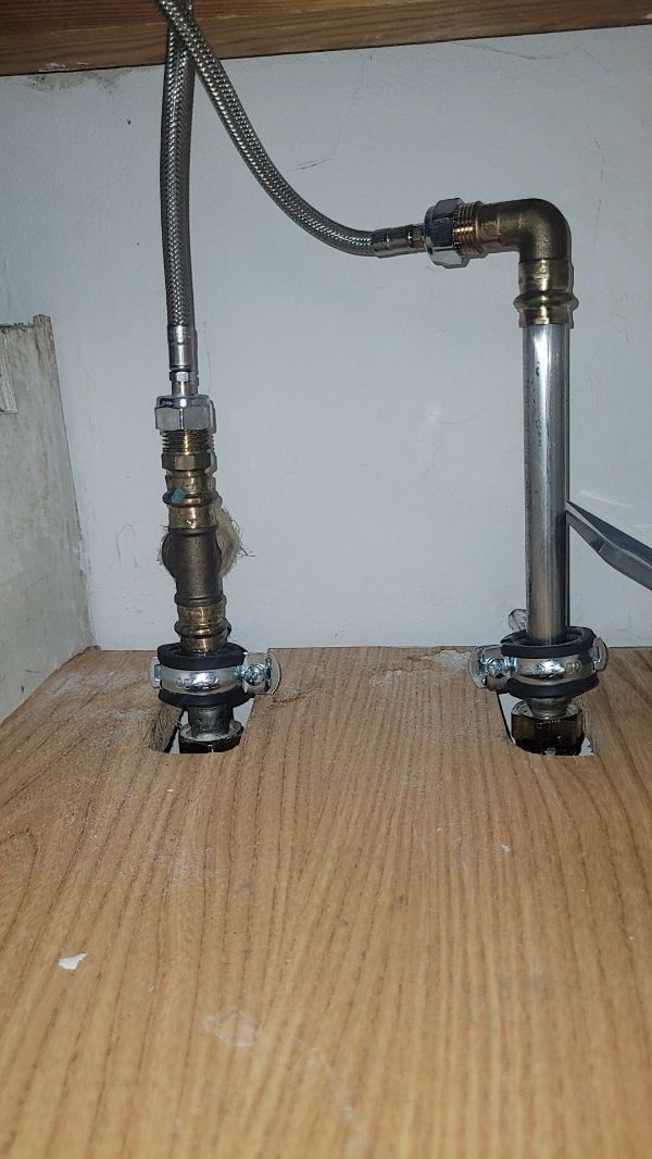 Installere/montere vaskemaskine i køkken