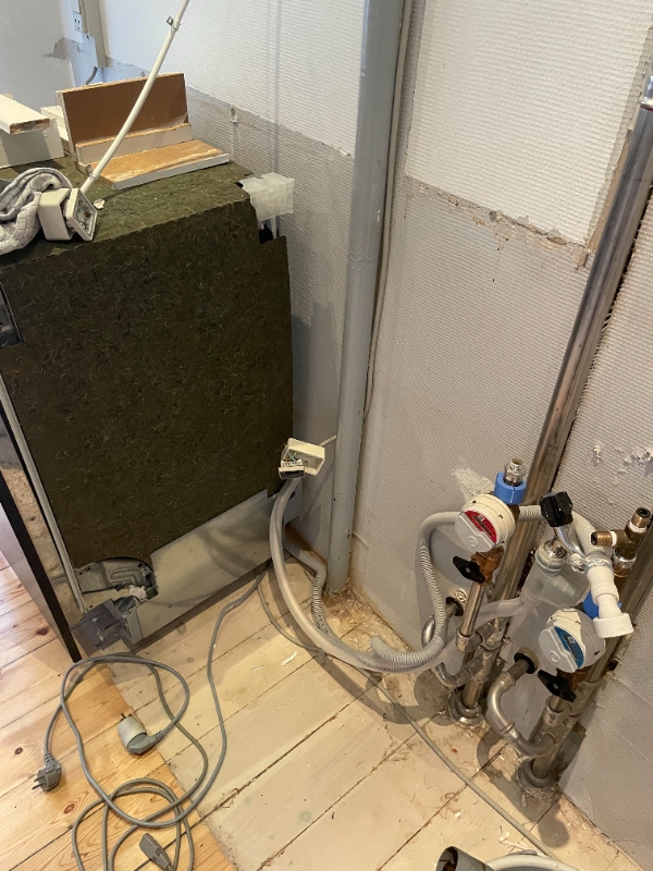 skift af stikkontakter og tjek af el efter køkkenskift/før montering af nyt køkken