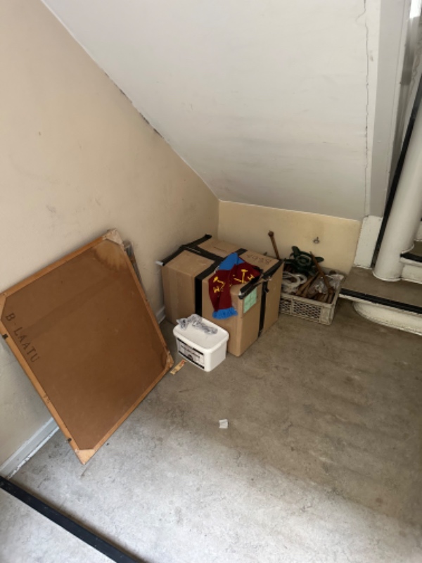 Tømning/bortskaffelse af loftsrum og kælder