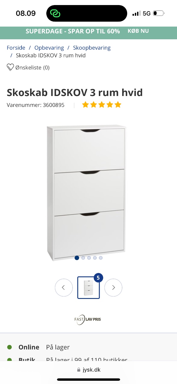 Montering af to væghængte tørrestativet, to bøjleophæng, to toiletrulleholdere og to spejle