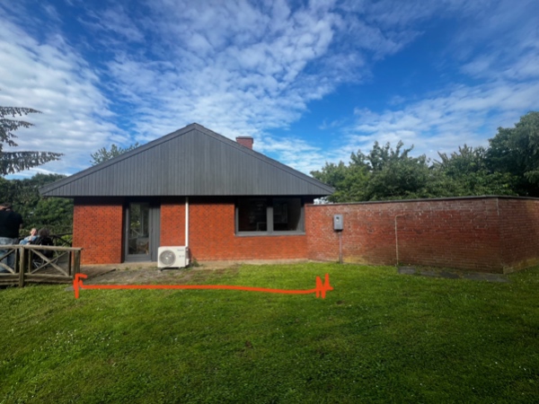 etablering af omfangsdræn i 60er parcelhus med nedgravet kælder