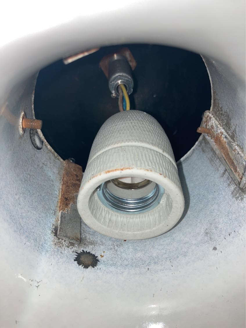 Flytte lampe + montere fatning