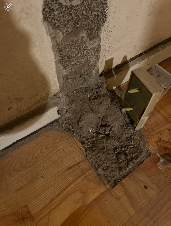 Finish på nedrevet væg og fjern el