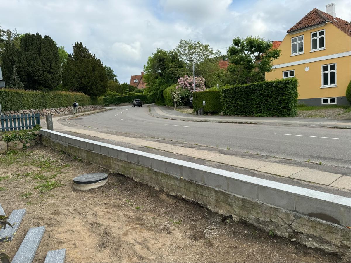 Pudsning af betonsokkel