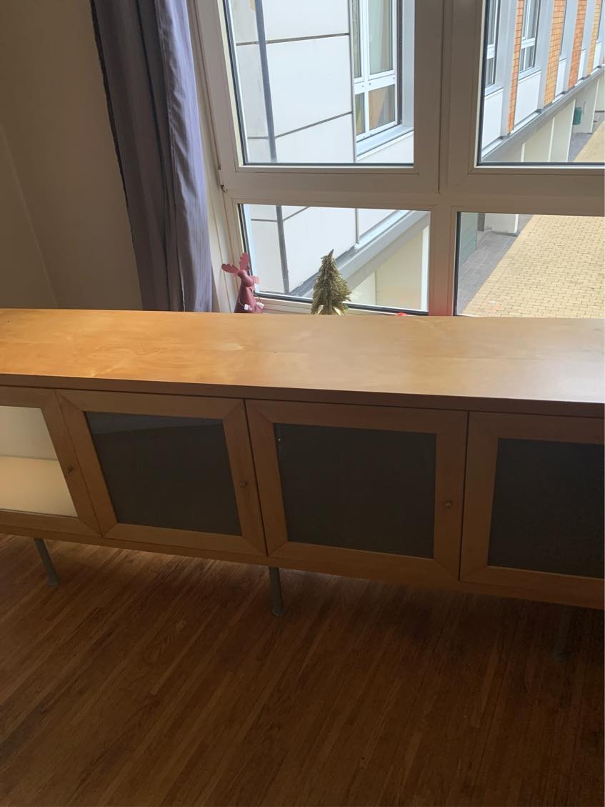 Nedbæring og bortskaffelse af skænk fra 1. Sal