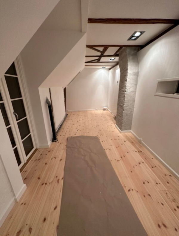 ca. 1,6 m gipsvæg/skillevæg + hjælp til flytning af ikea-skabe + opsætning af hylder