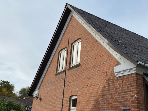 Nedtag´ning af asbest tag