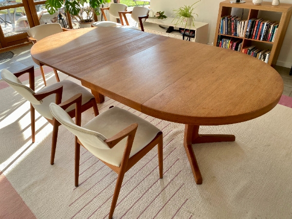 Slibning/oliering af spisebord