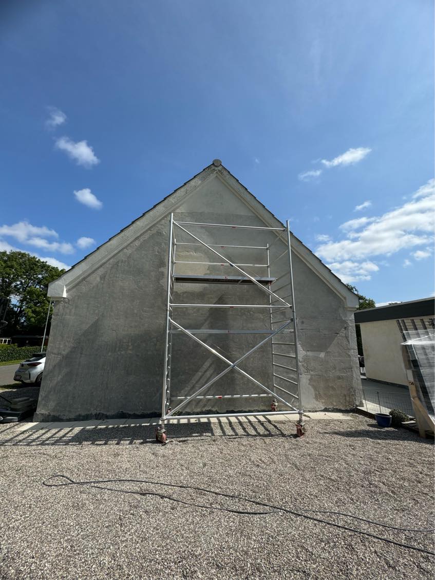 Netpudsning af tre facader