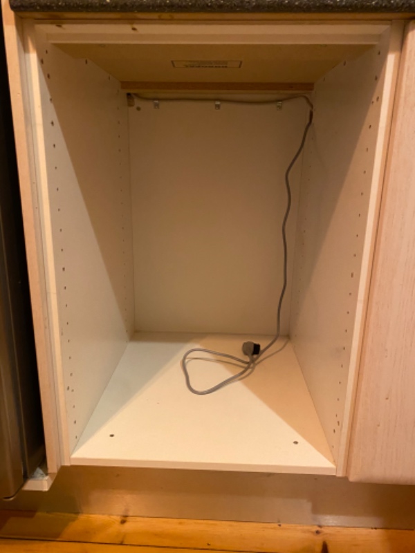 Klargøring af skab til opvaskemaskine