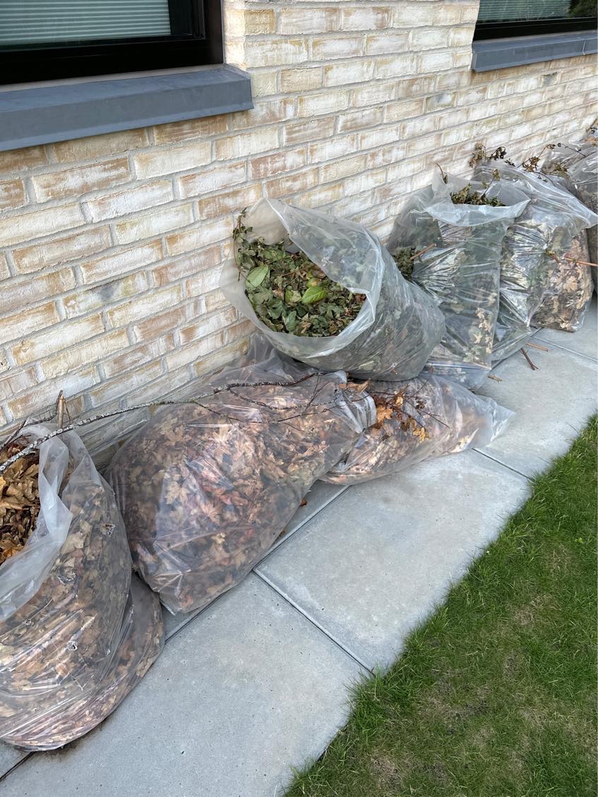 Bordkørsel af hækafklip