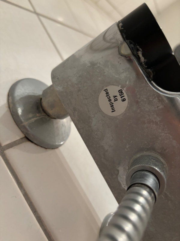 Udskiftning/reparation af brusearmatur