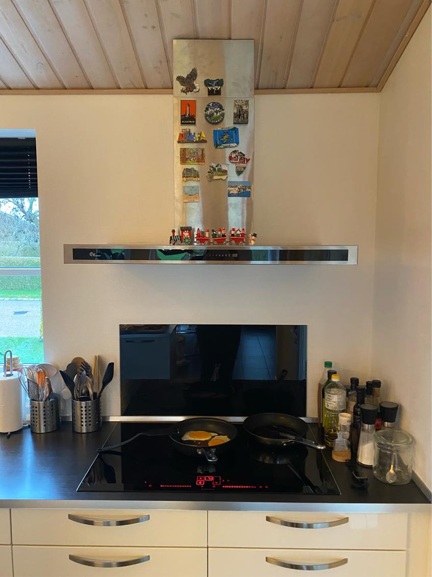 Udskifte emhætte med hældning på loft