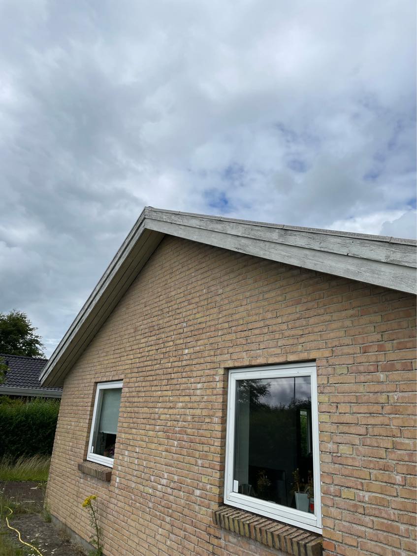 Maling af vindskeder gavle