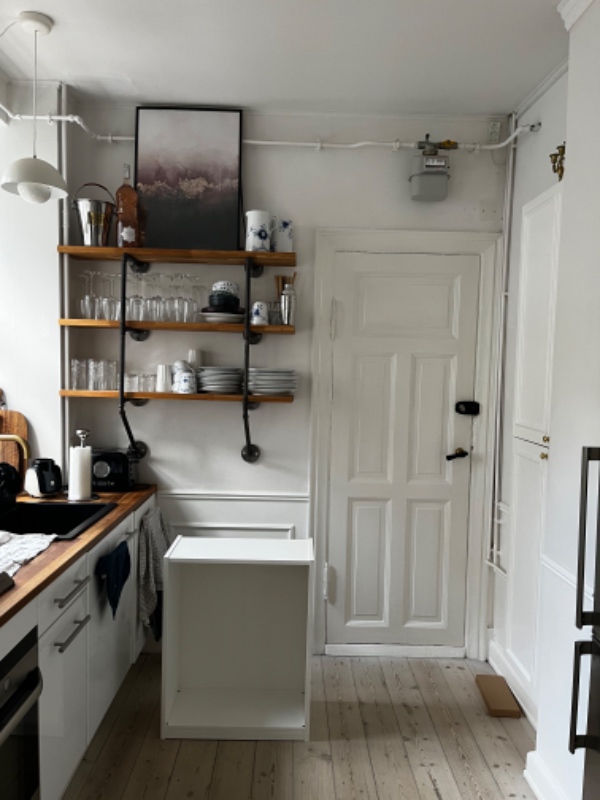 Opsætning af køkkenskabe