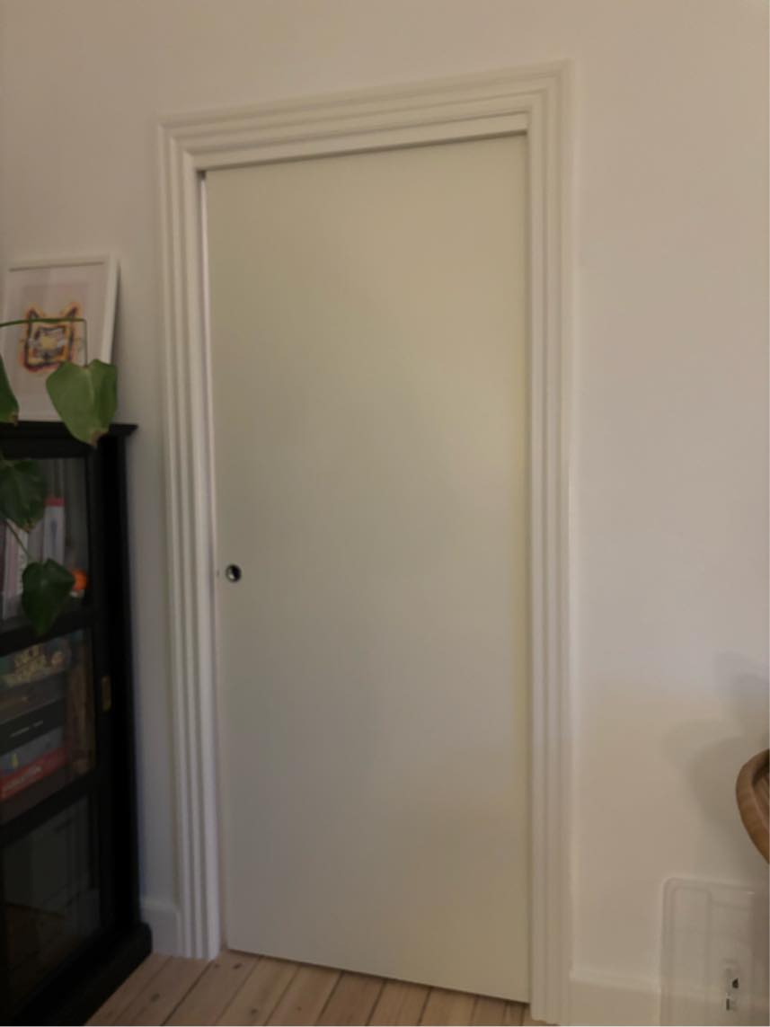 Tilbud på gipvæg med skydedør