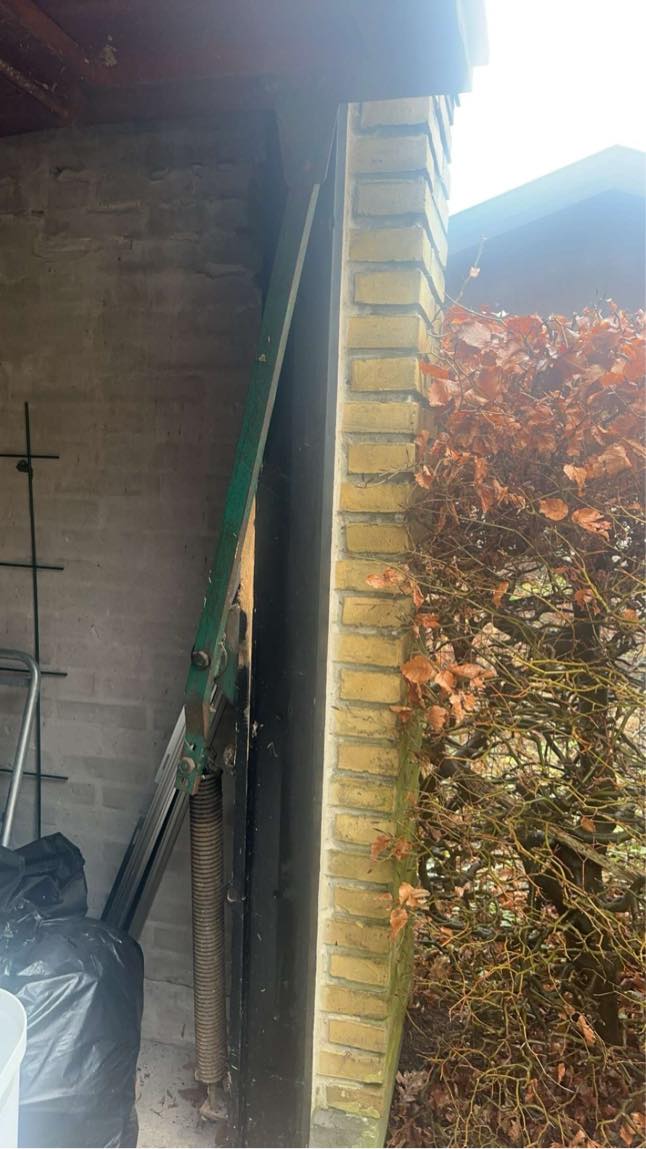 Garagedør skal laves om til en normal dør