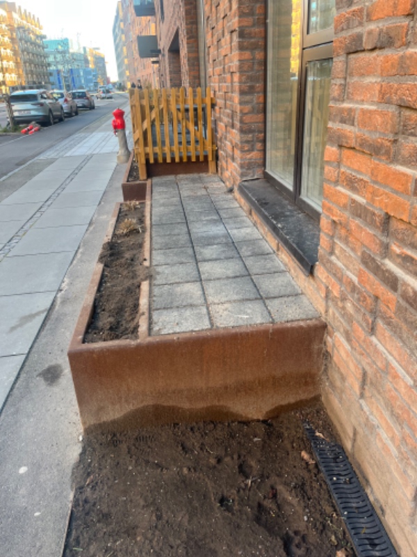 Køb og Opsætning af stakithegn