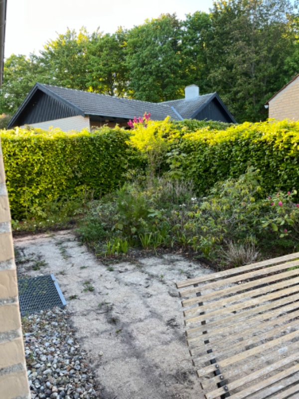 Fliselægning 100 m2