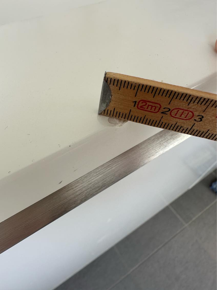 Reperation af komposit bordplade