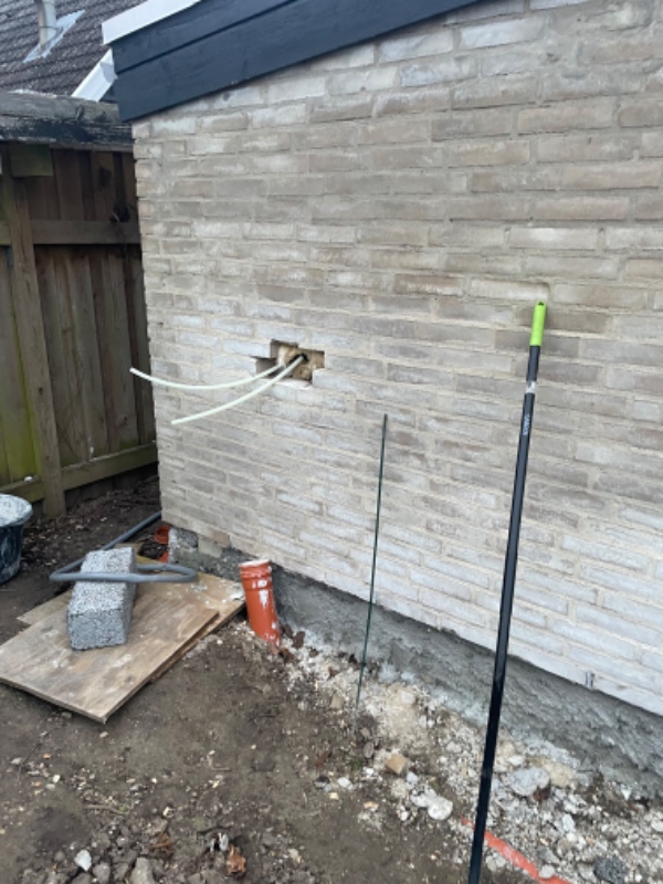 Tilslutning og muring af vandrør