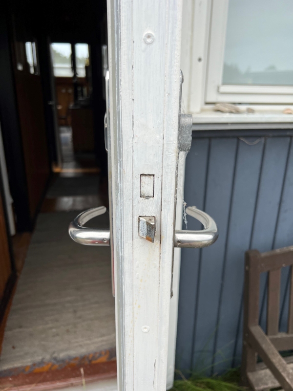 udskiftning af 2 stk låsecylinder