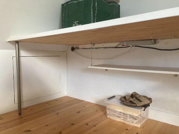 TV-ophæng + nedtagning af bord