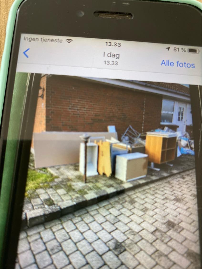 Hjælp til at køre på genbrugspladsen med jeres egne trailer