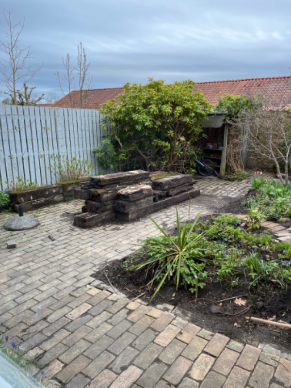 Afhentning af 20 gamle sveller