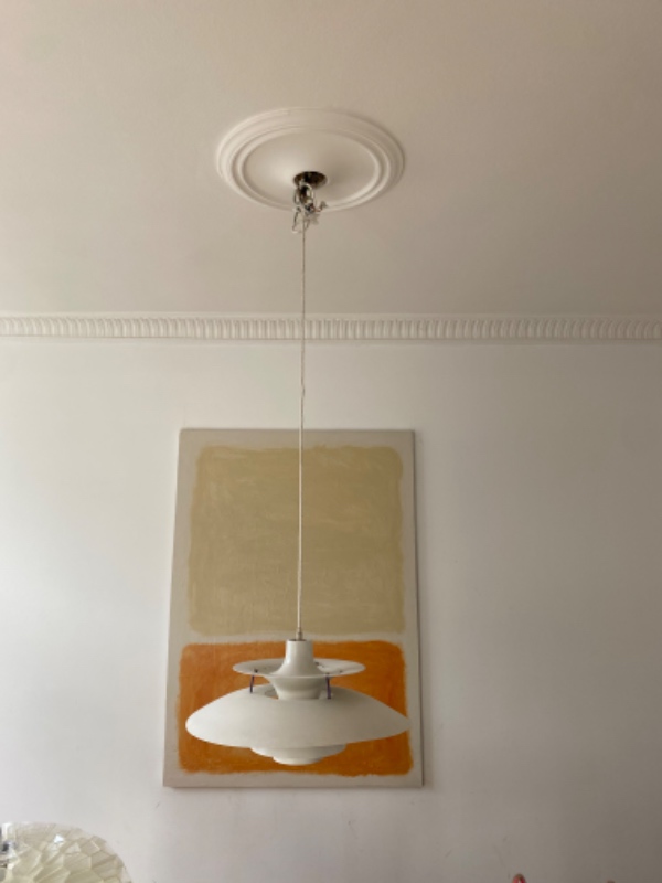 Opsætning af lampe i loft