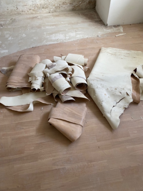 Bortkørsel af div byggeaffald. Max 2 timer. 1 person med trailer