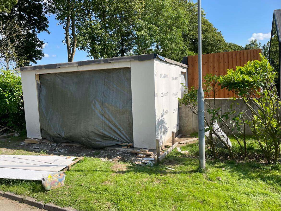 Lægge 20 m2 fliser i indkørsel