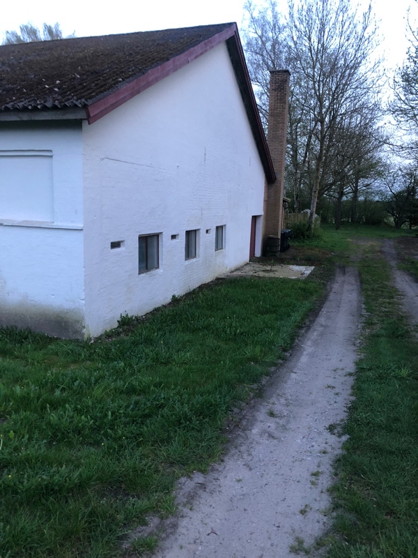 HJÆLP SØGES TIL UDSKIFTNING AF STERNBRÆDDER PÅ 3 GAVLE