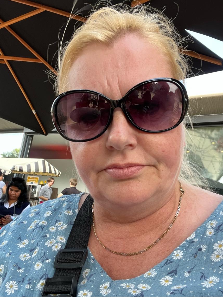 Hjælp til: Lægge terrasse, sand & fliser. 70-100 kvm.