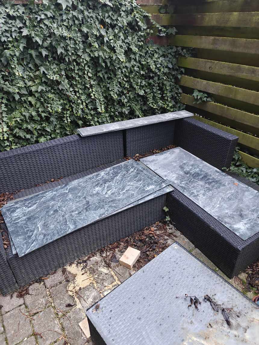 Sætte 5 fliser op som "backsplash"