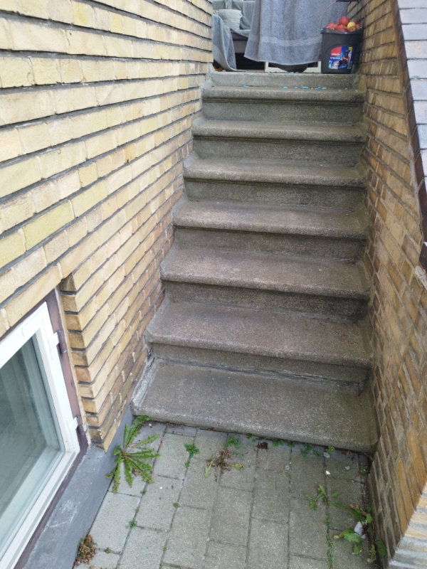 Klaver op ad lille trappe