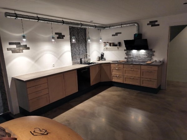 Udskiftning af bånd på løbebånd