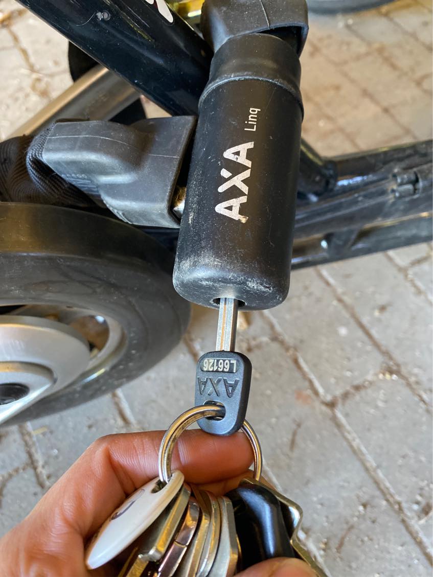 Fjerne knekket cykellås