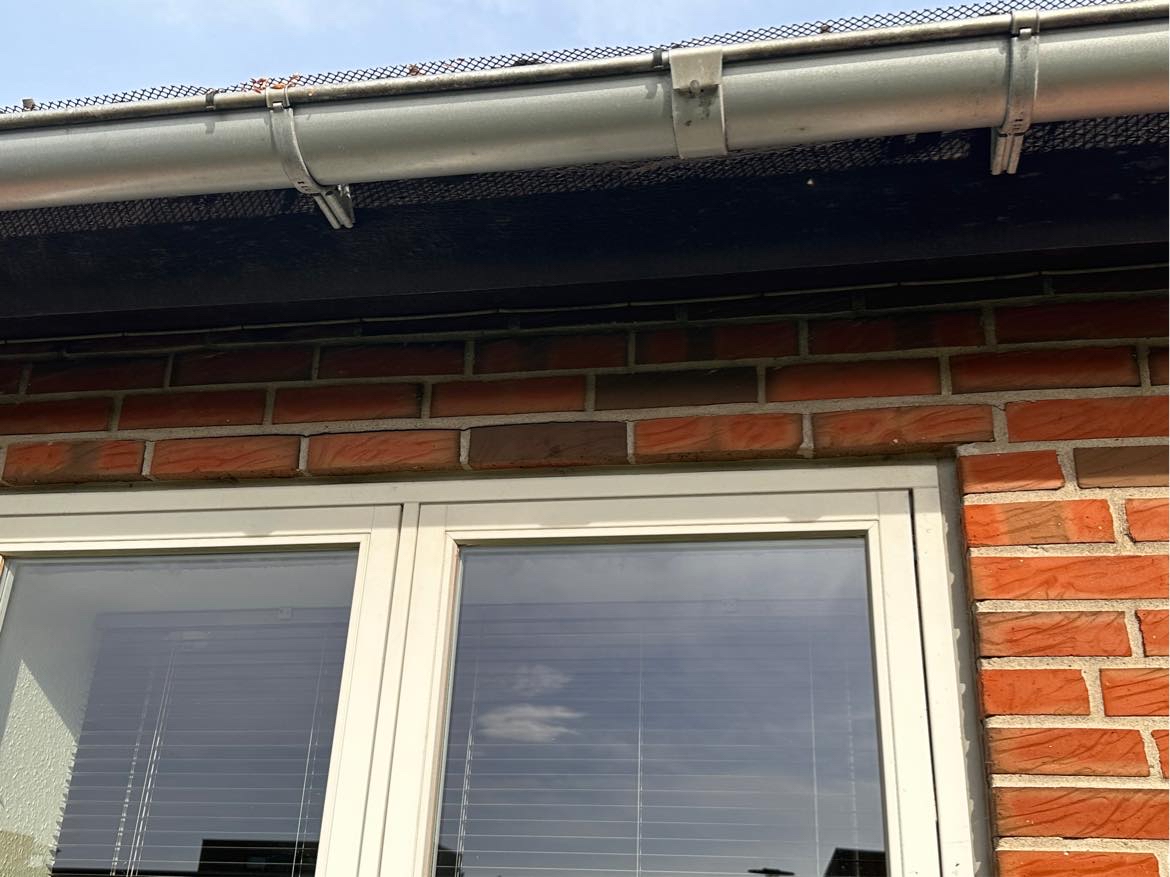 Repareret noget murværk