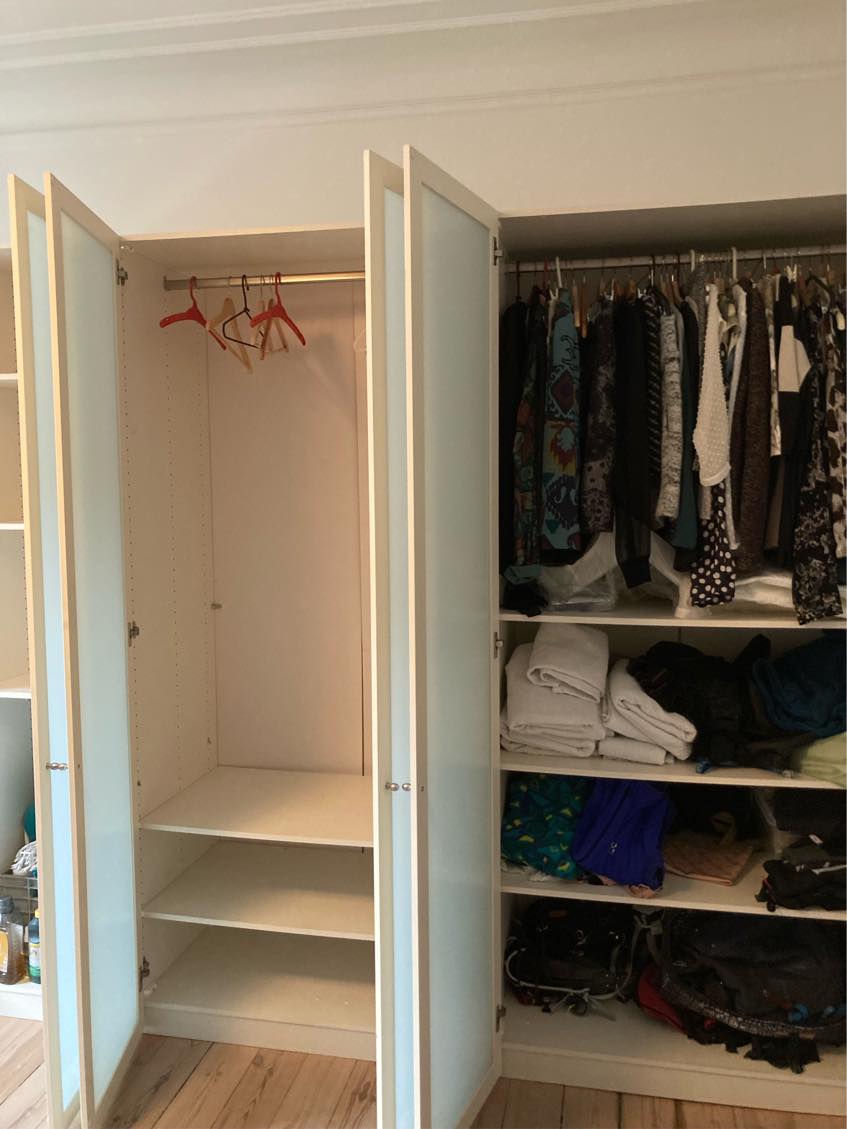 Bortskaffe klædeskab