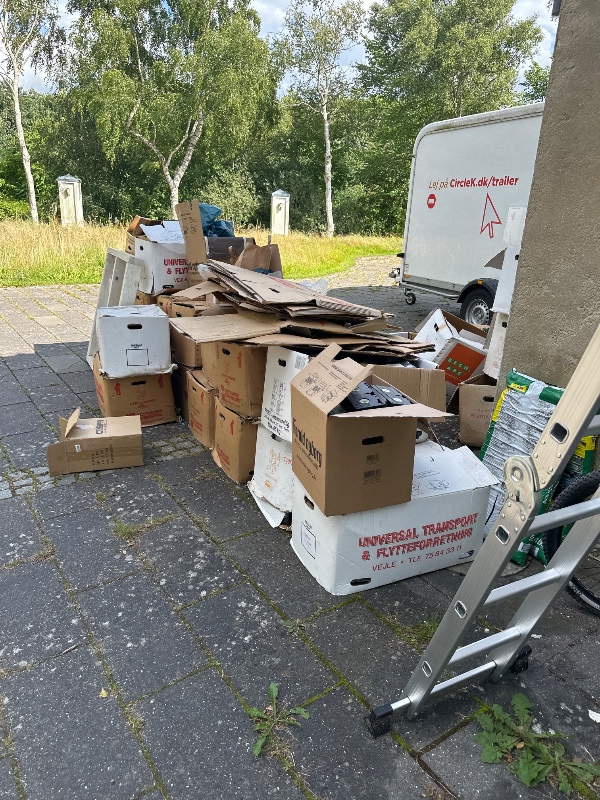 Afhentning af diverse affald