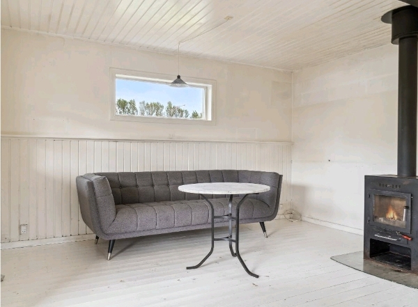 Slibning af gulv. Spartling/maling af gulv, væg og loft.