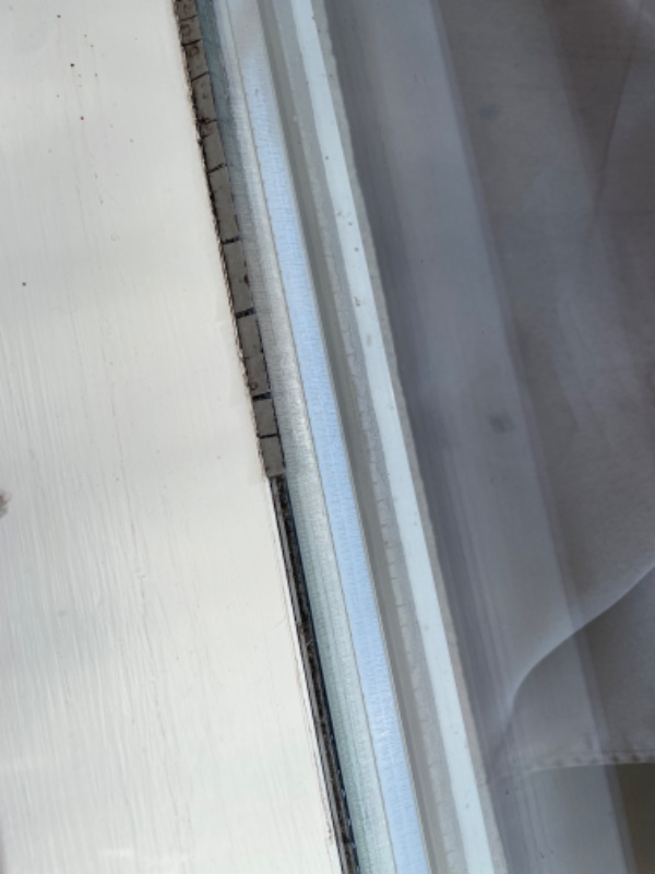 Fuger i vinduer indvendigt 