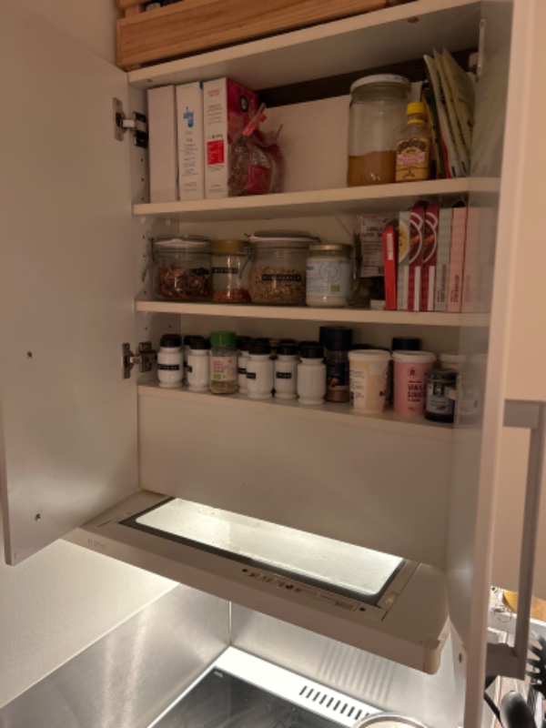 Udskifte indbygget emhætte