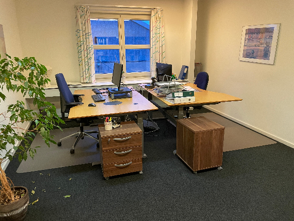 Rensning af væg til væg tæpper ca 90kvm.