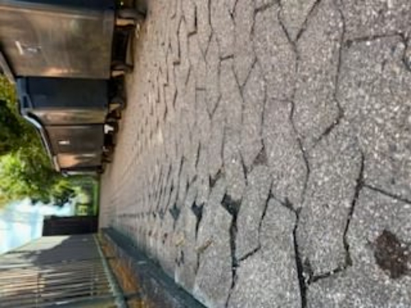 Omlegring af fliser efter lifttryk